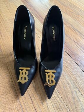 Burberry Black Leather Pointed Toe Pumps with Gold TB Monogram